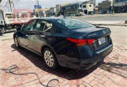 نيسان ألتيما